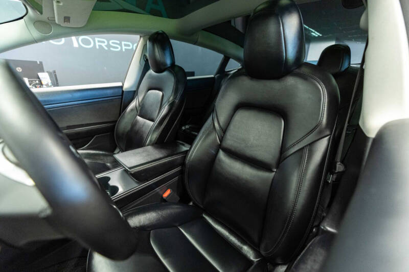 2021 Tesla Model 3 Standard Range Plus