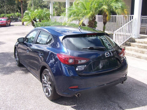 2018 Mazda MAZDA3 Touring