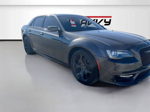 2022 Chrysler 300 Touring L