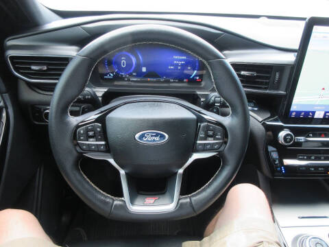 2023 Ford Explorer ST