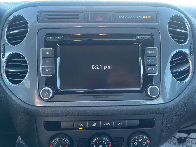 2015 Volkswagen Tiguan S