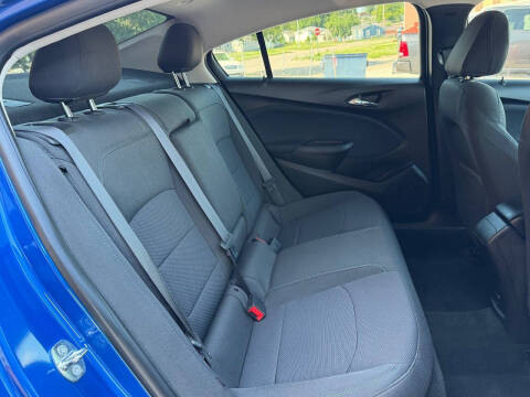 2017 Chevrolet Cruze LT Auto