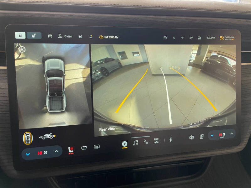 2023 Rivian R1T Adventure