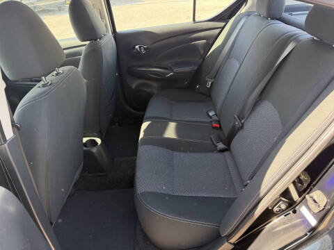 2018 Nissan Versa SV