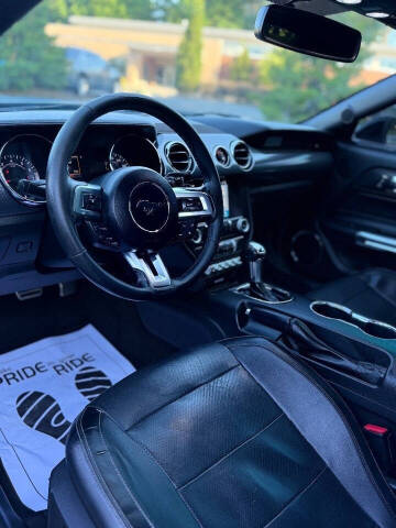 2017 Ford Mustang EcoBoost Premium