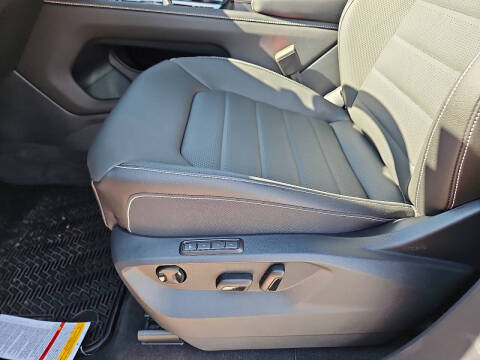 2026 Volkswagen Atlas Cross Sport SEL R-Line Black 4Motion