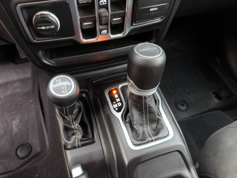 2020 Jeep Gladiator Overland