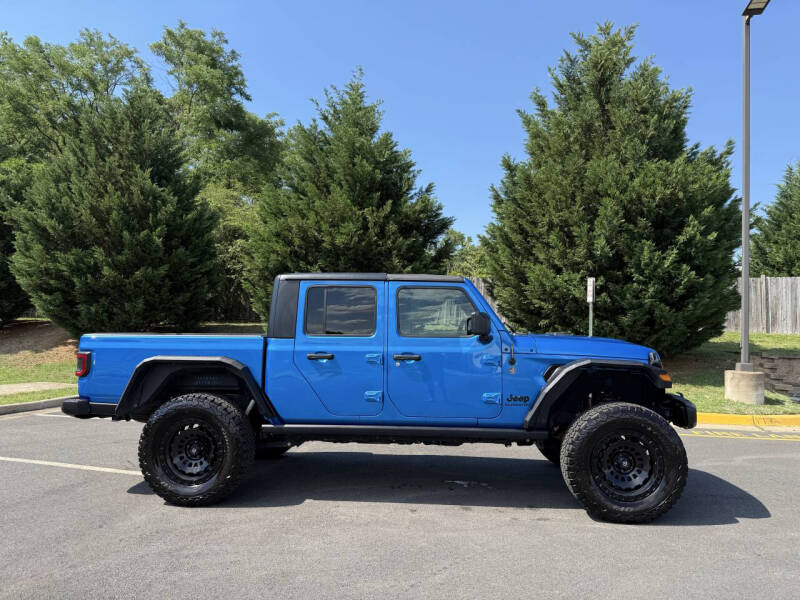 2022 Jeep Gladiator Sport
