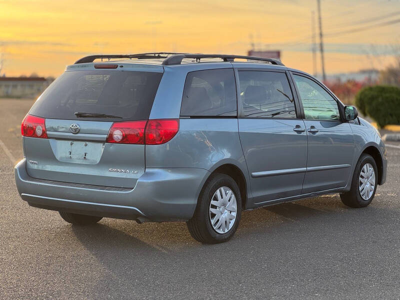 2006 Toyota Sienna CE 7 Passenger