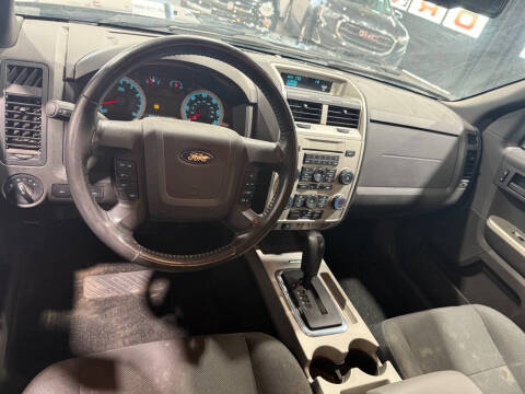 2009 Ford Escape XLT