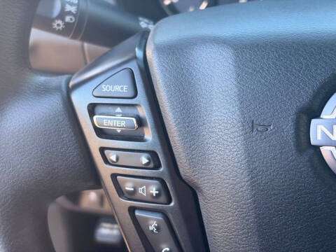 2025 Nissan Frontier SV