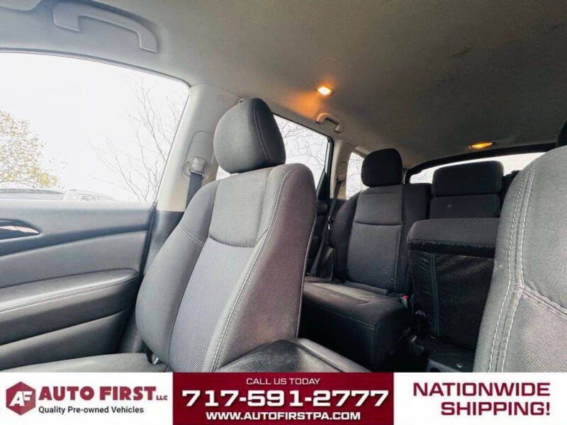 2019 Nissan Pathfinder SV