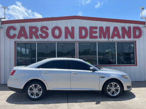 2014 Ford Taurus SEL