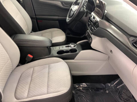 2023 Ford Escape Hybrid Active