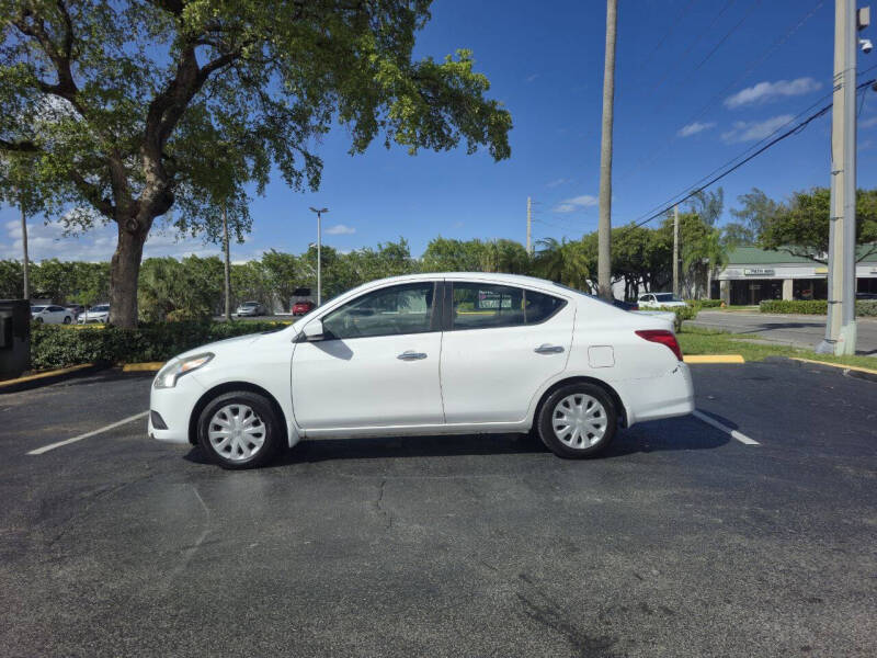 2017 Nissan Versa 1.6 SV