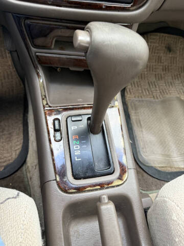 1996 Toyota Camry LE