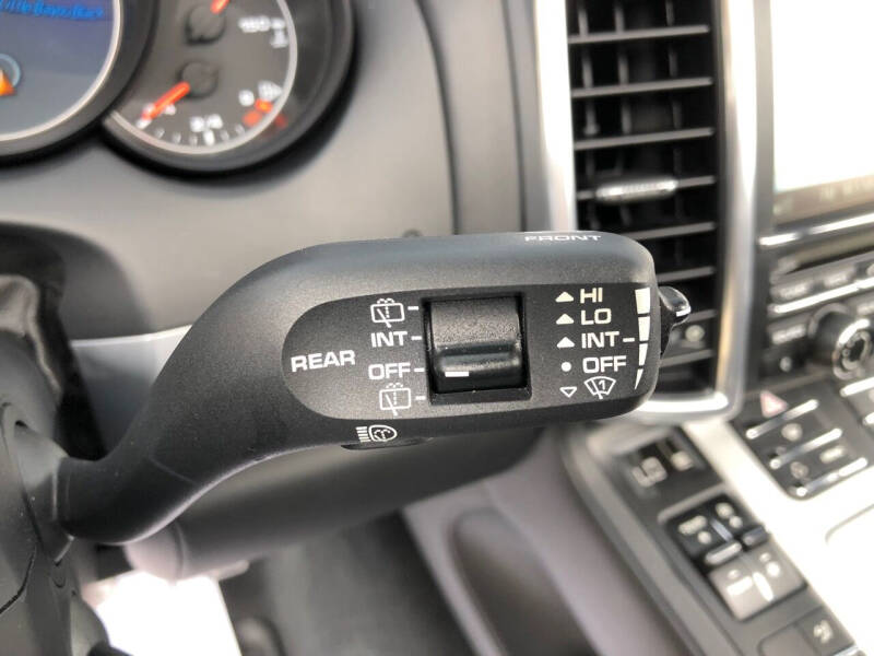 2013 Porsche Cayenne GTS