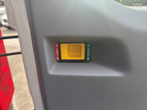 2017 Ford Transit 150 XLT