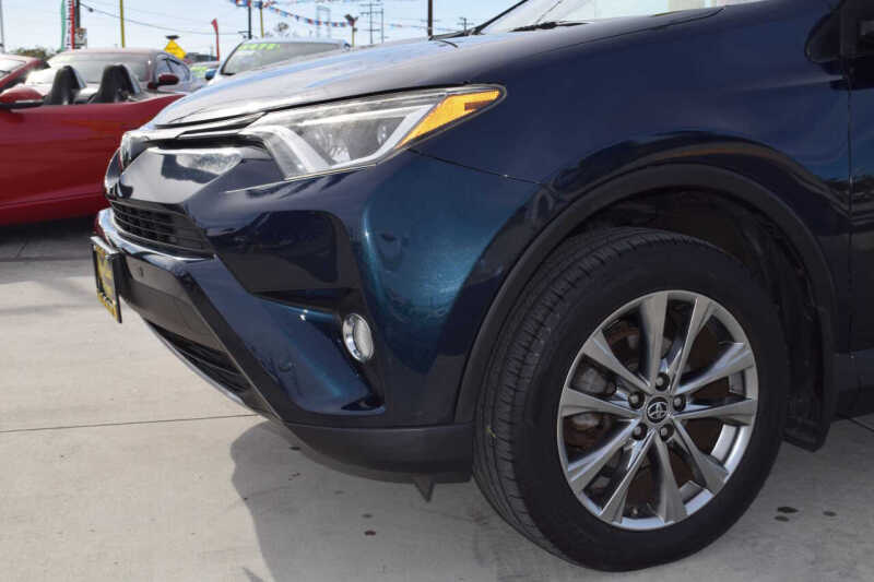 2017 Toyota RAV4 Limited