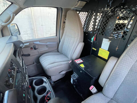 2015 GMC Savana 2500