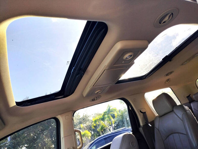 2013 GMC Acadia Denali