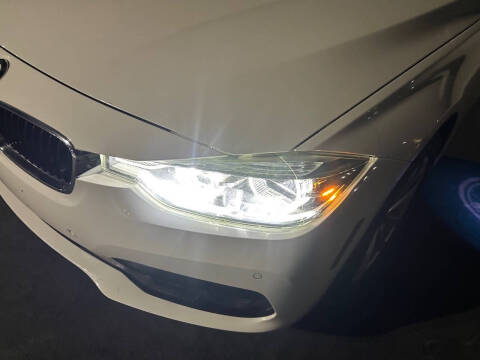 2018 BMW 3 Series 320i