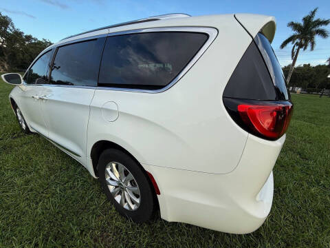 2018 Chrysler Pacifica Touring L