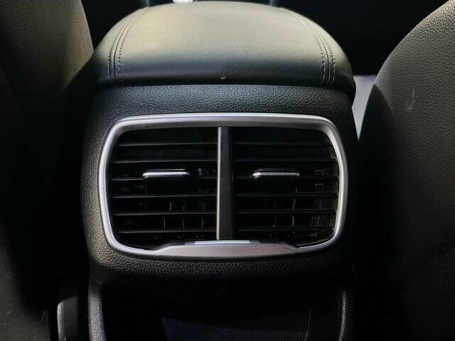 2020 Hyundai Santa Fe SEL 2.0T