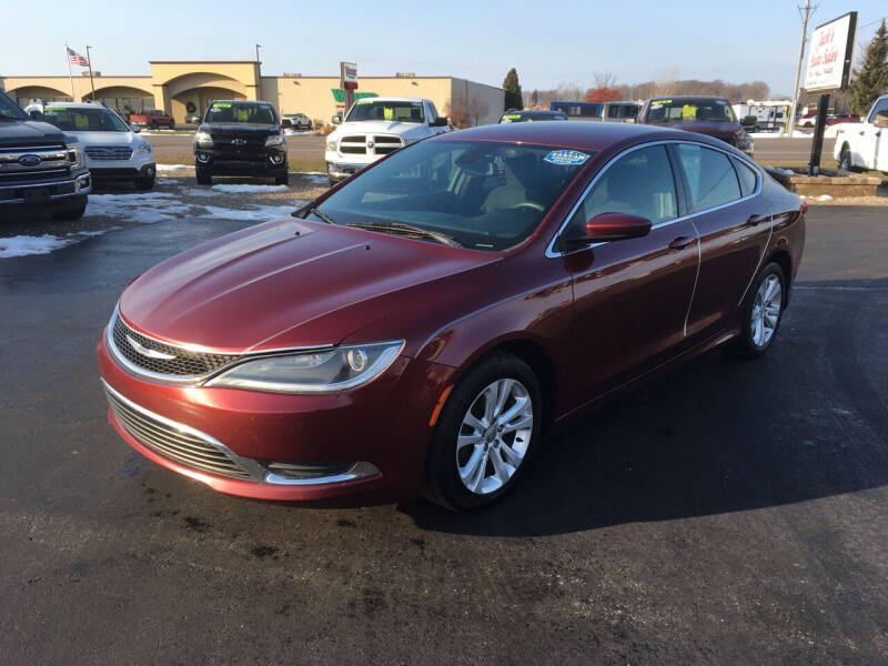 Used 2015 Chrysler 200 Limited with VIN 1C3CCCAB7FN520833 for sale in Traverse City, MI