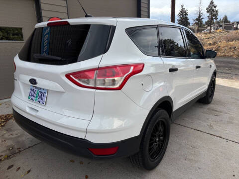 2016 Ford Escape S