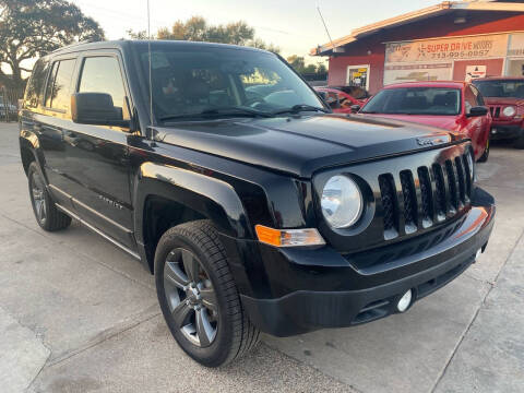 2017 Jeep Patriot for sale at SUPER DRIVE MOTORS in Houston TX