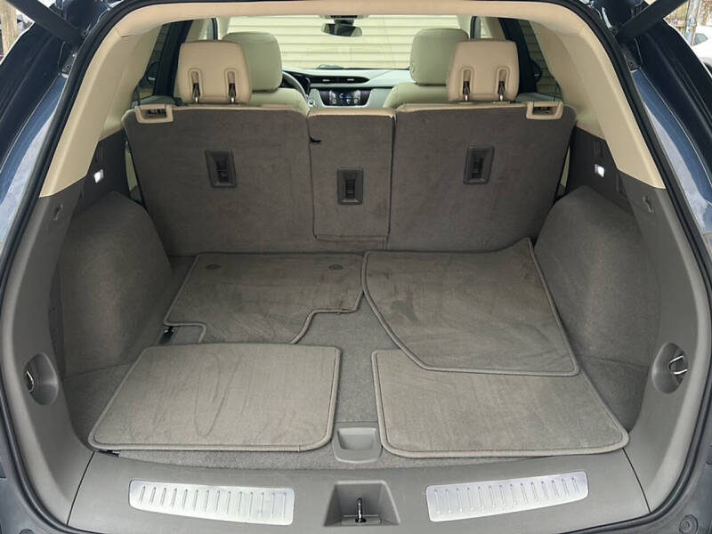 2018 Cadillac XT5 Luxury