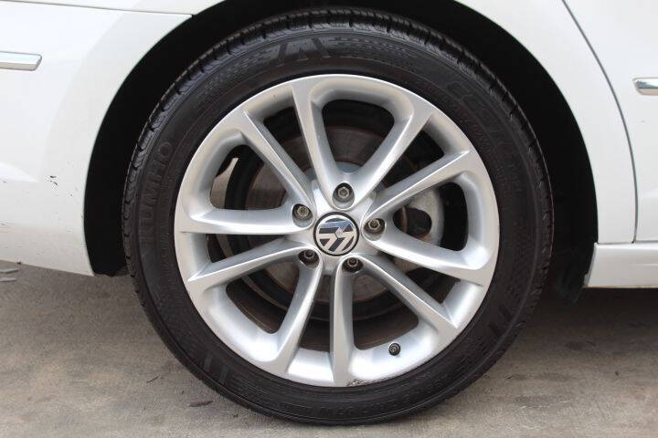 2010 Volkswagen CC Luxury