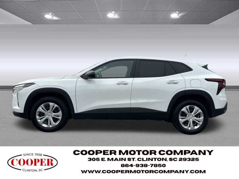2025 Chevrolet Trax LS
