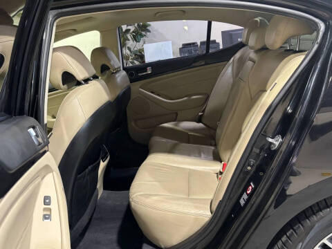 2014 Kia Cadenza Premium