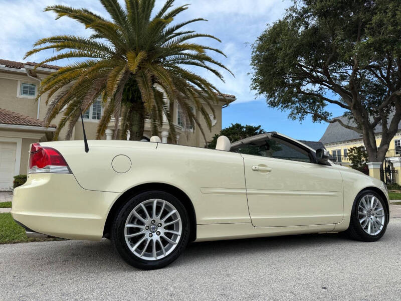 2009 Volvo C70 T5