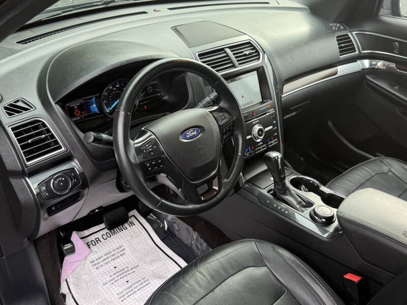 2017 Ford Explorer Limited