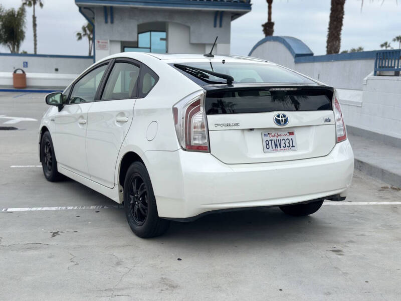 2013 Toyota Prius Three