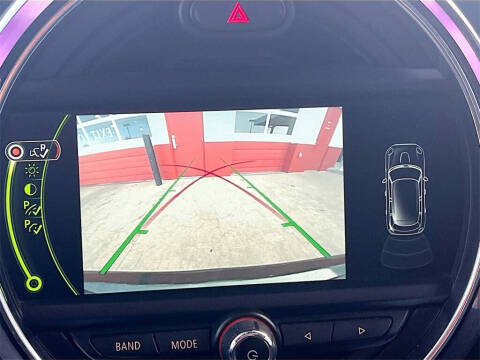 2017 MINI Hardtop 4 Door Cooper