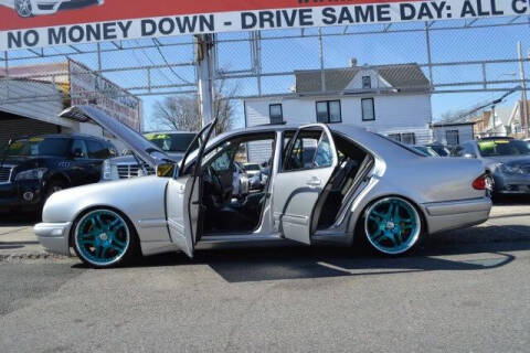 1999 Mercedes-Benz E-Class