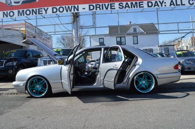 1999 Mercedes-Benz E-Class