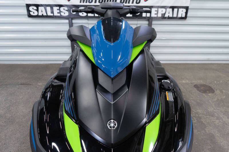 2024 Yamaha VX Deluxe