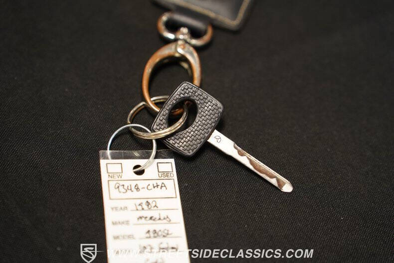 1982 Mercedes-Benz 380-Class 380 SL