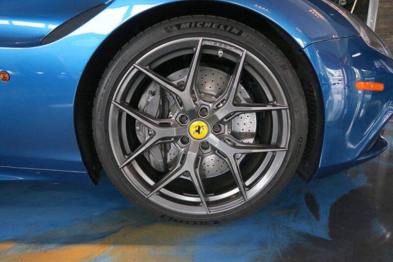 2016 Ferrari California T
