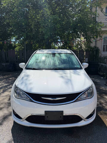 2018 Chrysler Pacifica Touring L Plus