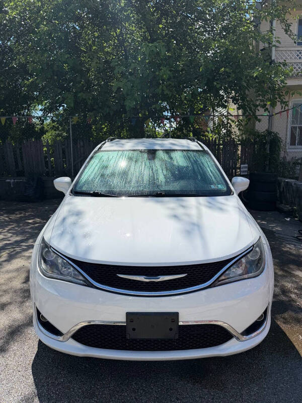 2018 Chrysler Pacifica Touring L Plus