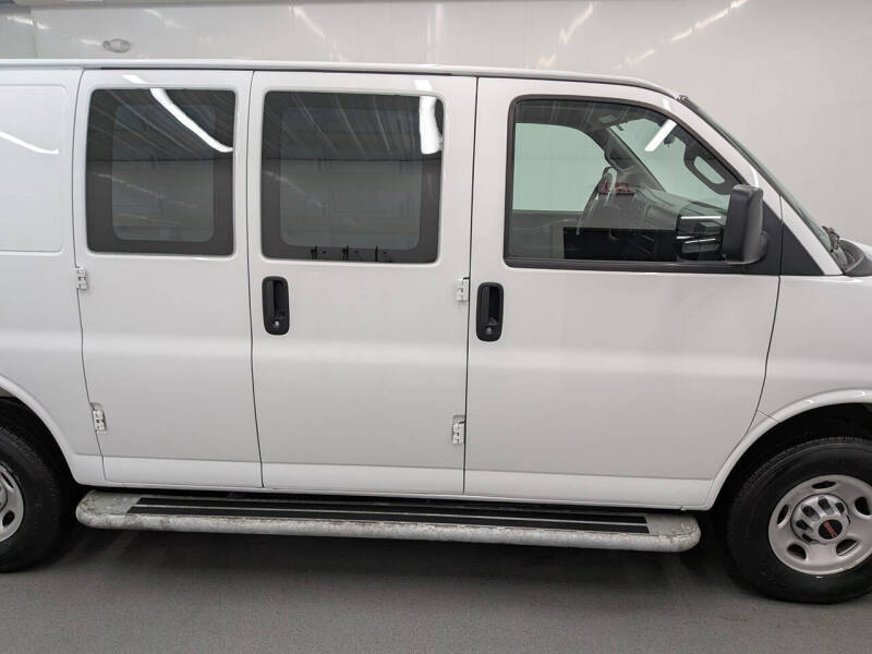 2025 GMC Savana 2500