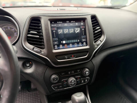 2019 Jeep Cherokee Trailhawk