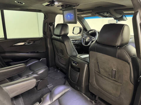 2020 Cadillac Escalade Platinum