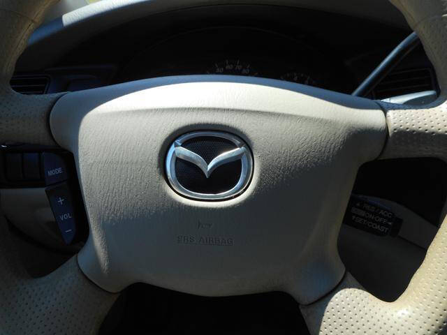 2003 Mazda MPV